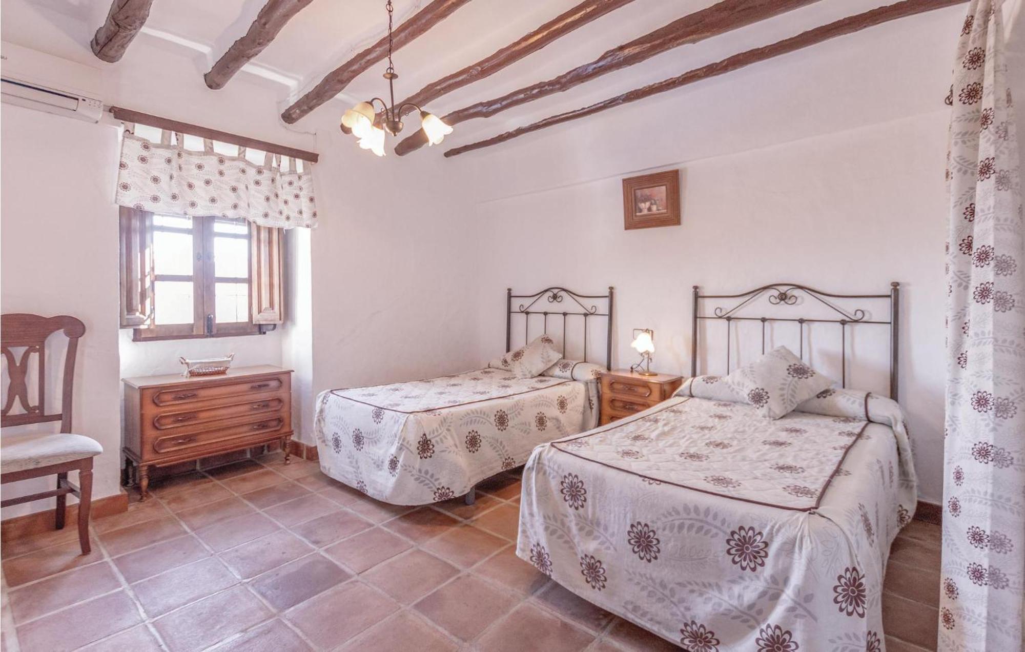 8 Bedroom Lovely Home In Iznájar Zewnętrze zdjęcie